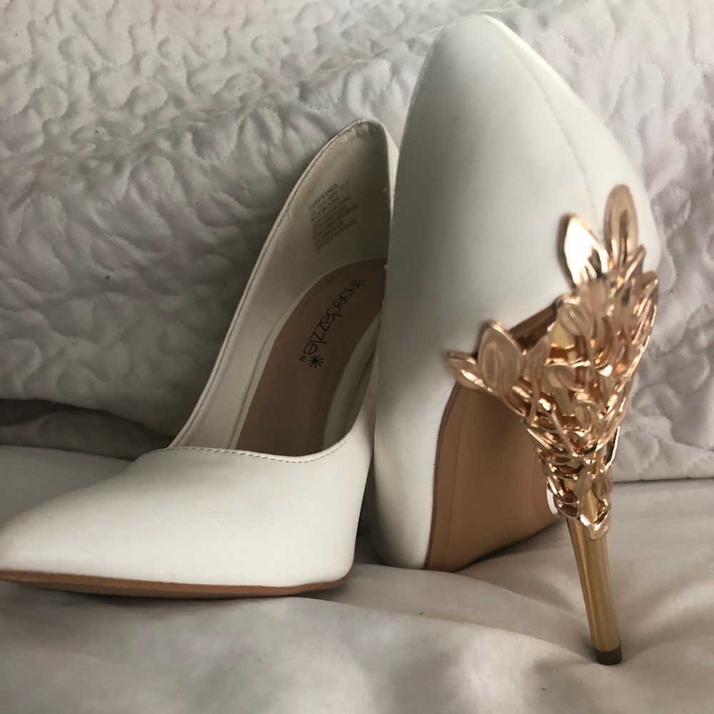 White/ Gold Pointed Heels